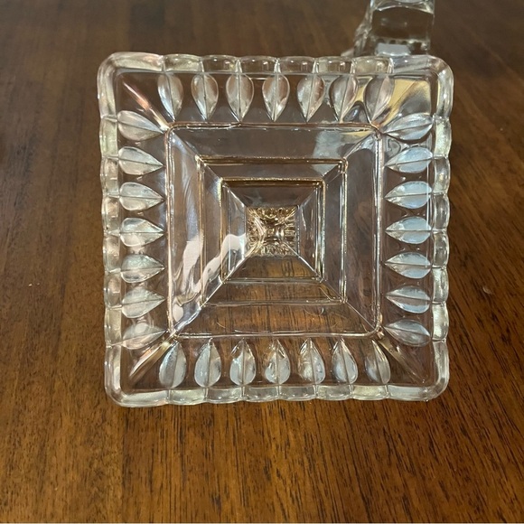Mid-Century Modern gold-trimmed glass candy dish with a lid. - Picture 8 of 14